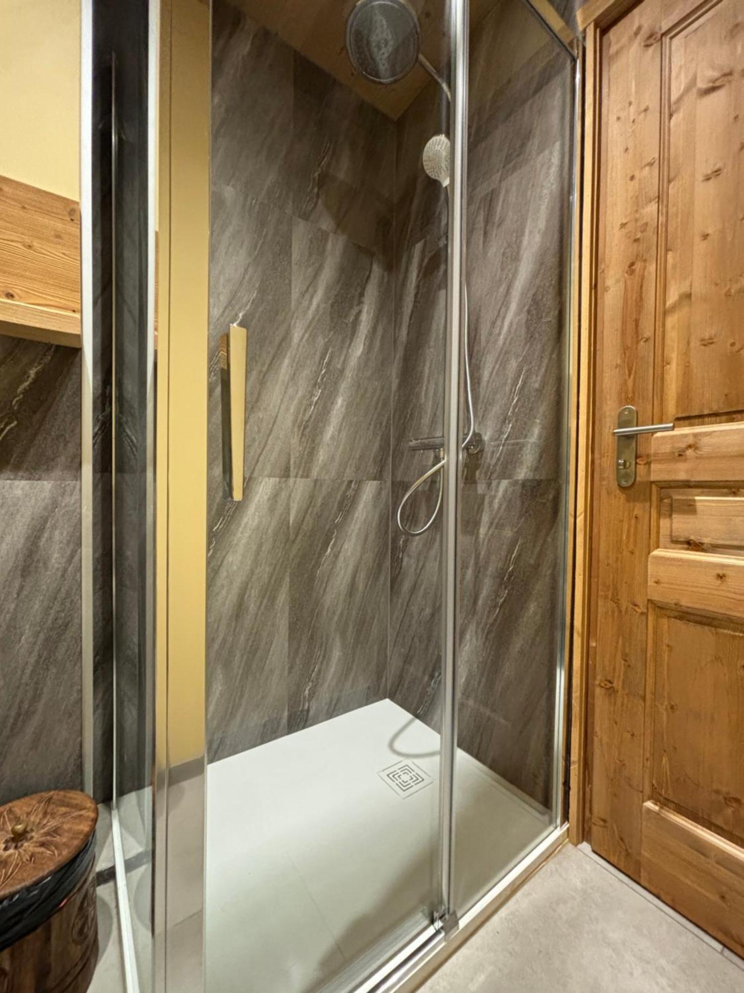 Les Secrets - Suites & Apartments Montriond Ngoại thất bức ảnh